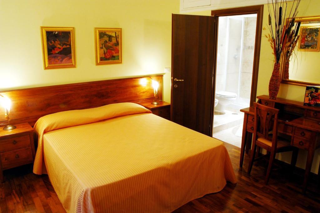 Tamara's Bed and breakfast 2*