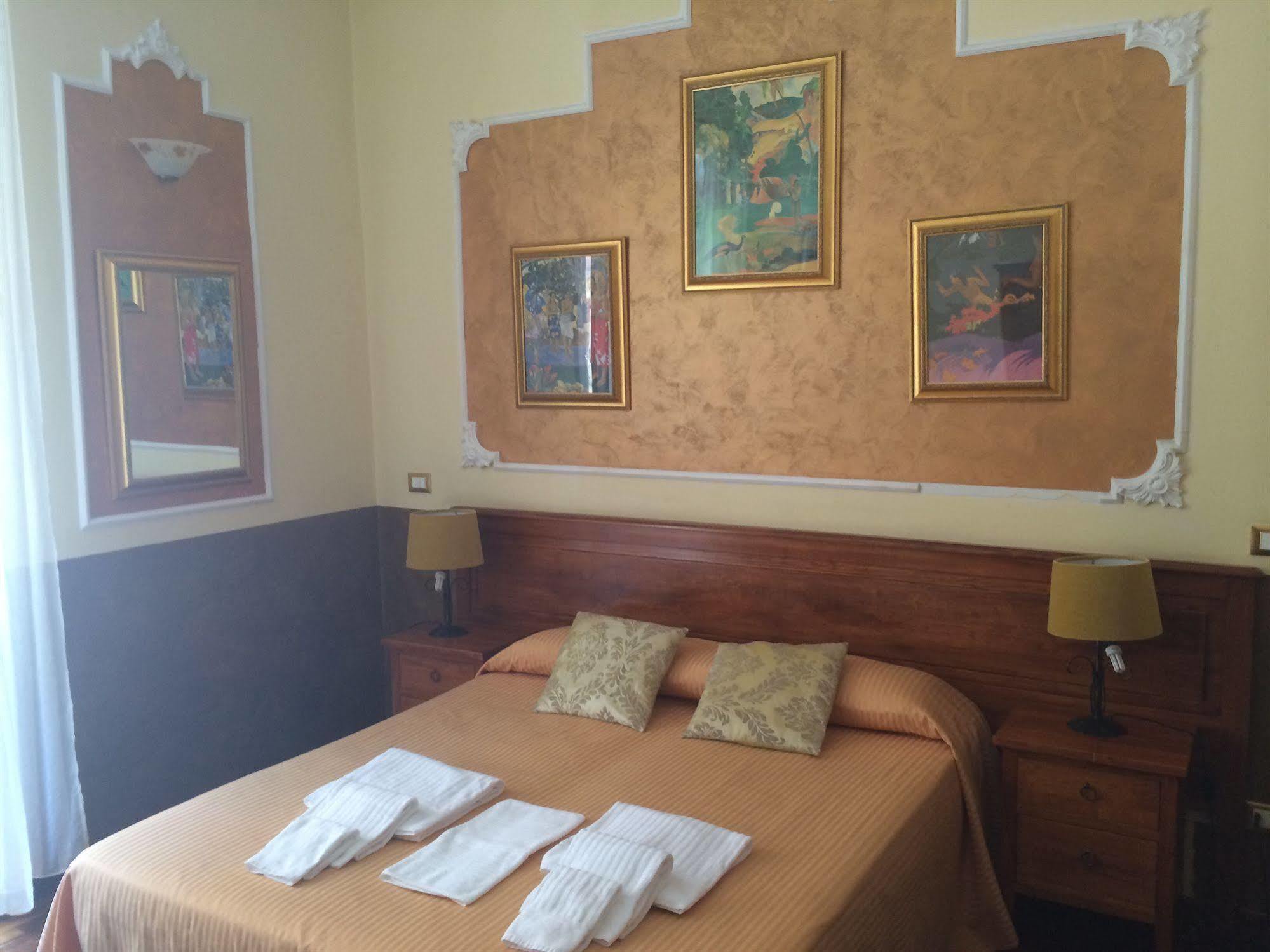 Tamara's Bed and breakfast 2*
